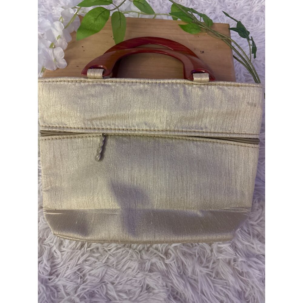 Embroidered Silk Handbag With Bird & Floral Design Wooden Handles Zippered Compa - Picture 5 of 15